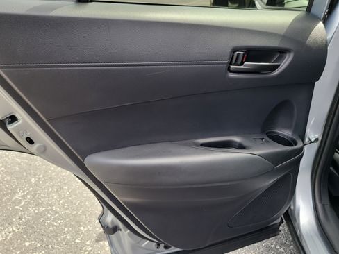 Certified 2024 Toyota Corolla Cross LE image 12