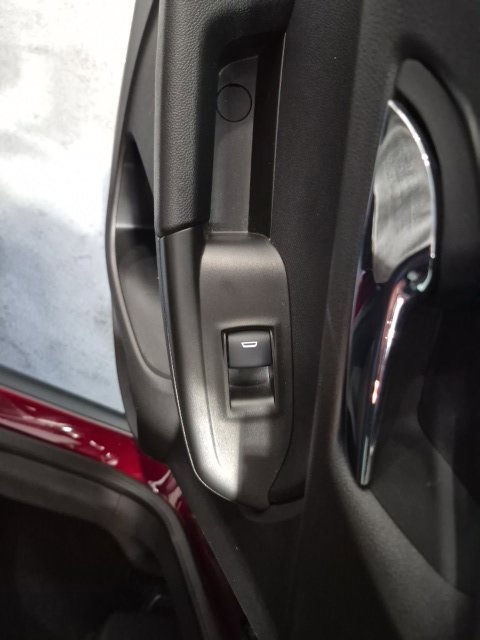 Used 2022 Chevrolet TrailBlazer RS FWD image 19