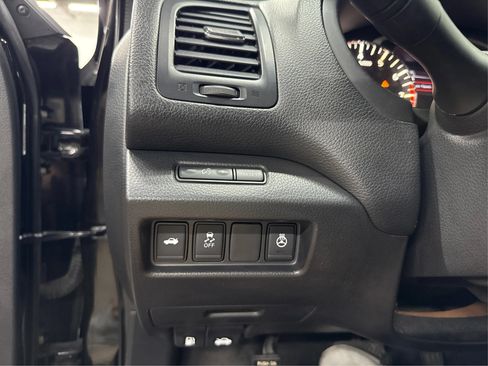 Used 2018 Nissan Altima 2.5 SL FWD image 33