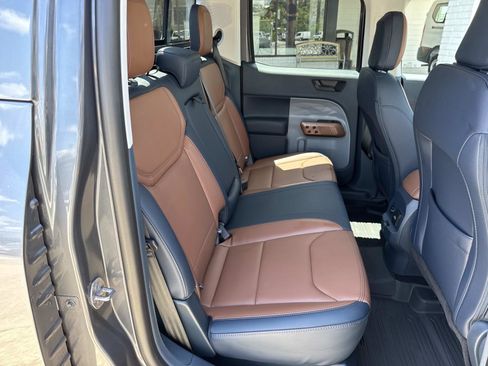 Used 2024 Ford Maverick Lariat FWD image 9