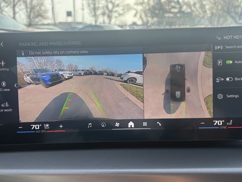 Used 2025 BMW i4 M50 w/ Premium Package image 26