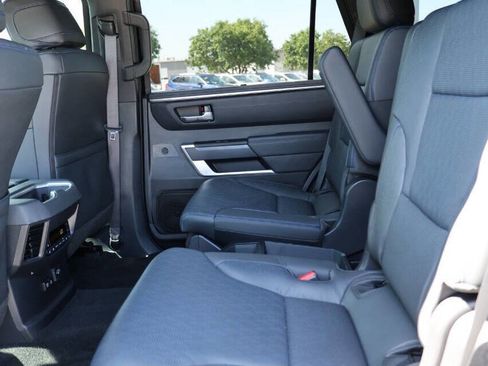 Used 2024 Toyota Sequoia Platinum AWD/4WD image 18