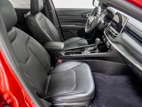 Used 2023 Jeep Compass High Altitude AWD/4WD image 29