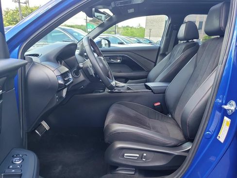 Certified 2025 Acura ADX A-Spec AWD/4WD image 18