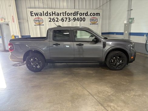 New 2025 Ford Maverick XLT w/ XLT Luxury Package image 8