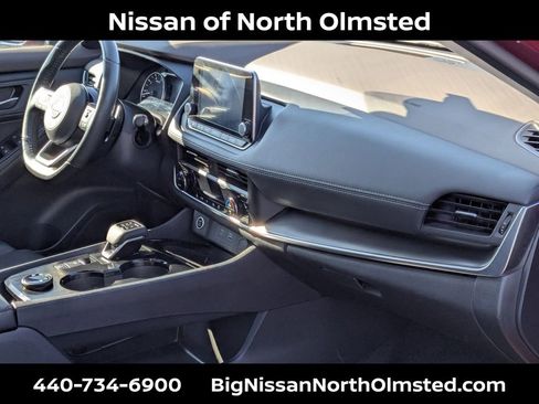 Certified 2023 Nissan Rogue SV w/ SV Premium B Package AWD/4WD image 27