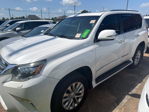 Used 2016 Lexus GX 460 w/ Premium Package AWD/4WD image 1