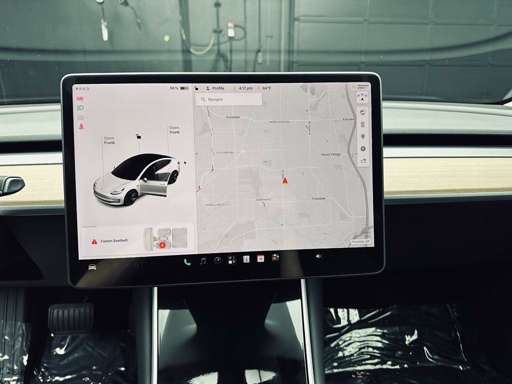 Used 2018 Tesla Model 3 Long Range RWD image 31