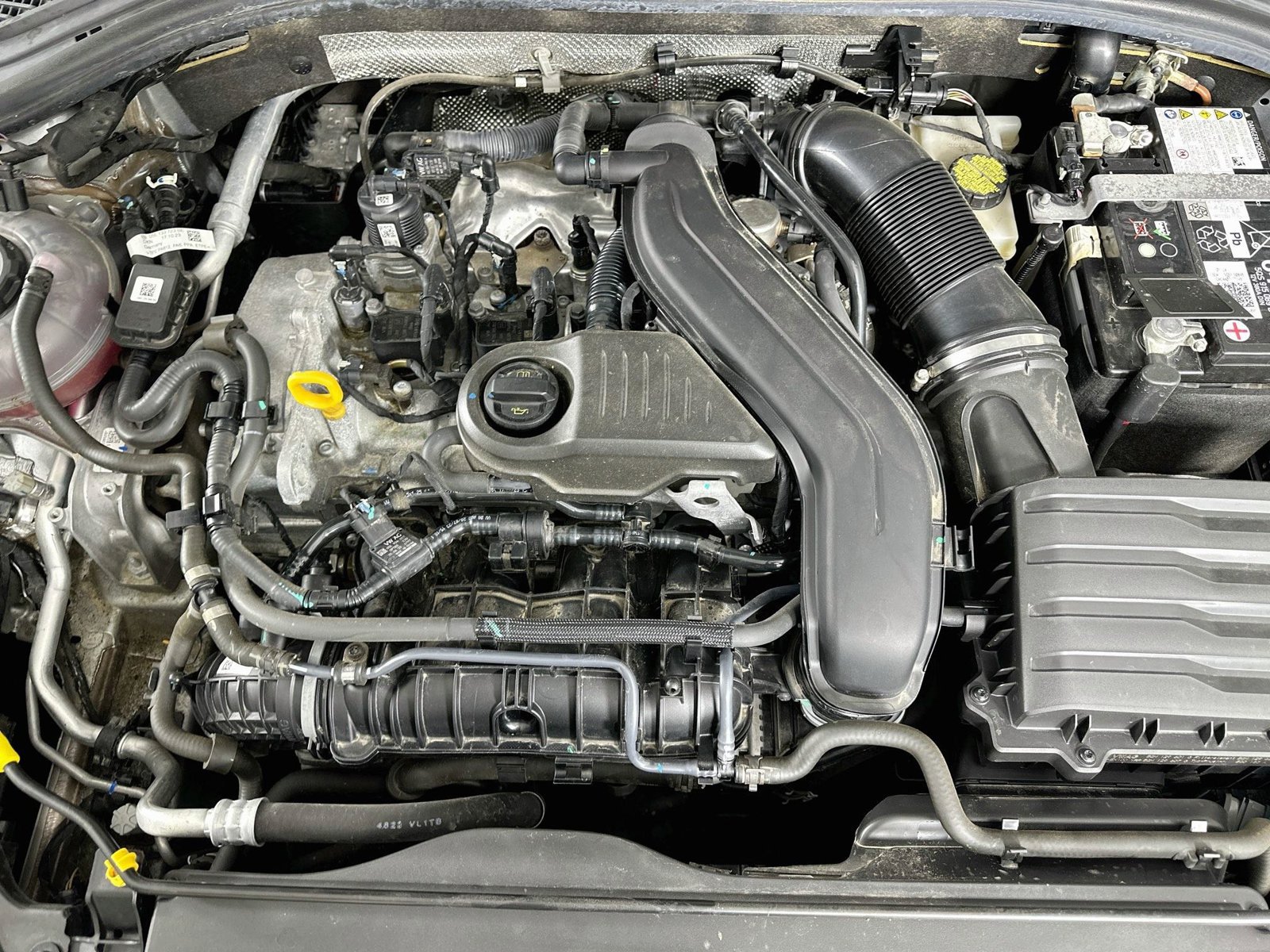 Certified 2024 Volkswagen Jetta SEL FWD image 13
