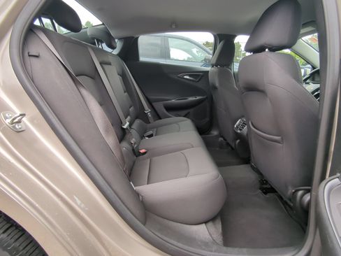 Used 2025 Chevrolet Malibu LT FWD image 10