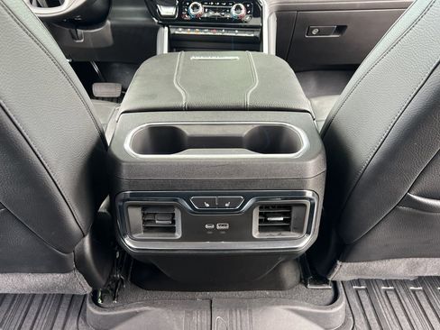 Used 2024 GMC Sierra 2500 Denali w/ Technology Package image 41