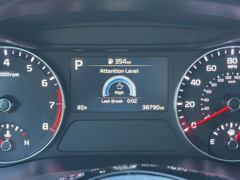 Used 2024 Kia Forte LXS image 23