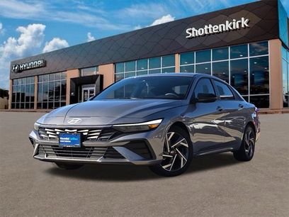 Certified 2025 Hyundai Elantra Sport