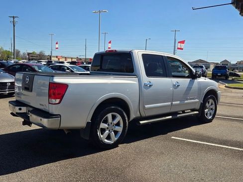 Used 2012 Nissan Titan SL image 14