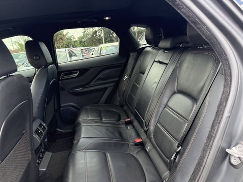 Used 2017 Jaguar F-PACE Prestige AWD/4WD image 21