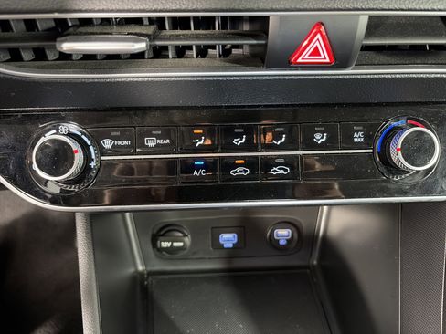 Certified 2023 Hyundai Sonata SE FWD image 19