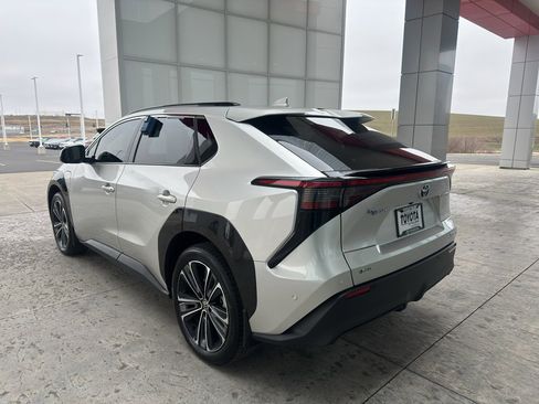 Certified 2024 Toyota bZ4X Limited image 6