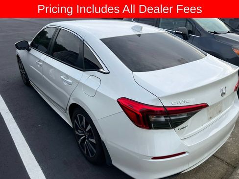 Used 2022 Honda Civic EX image 4