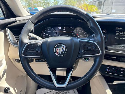 Used 2023 Buick Envision Avenir image 11