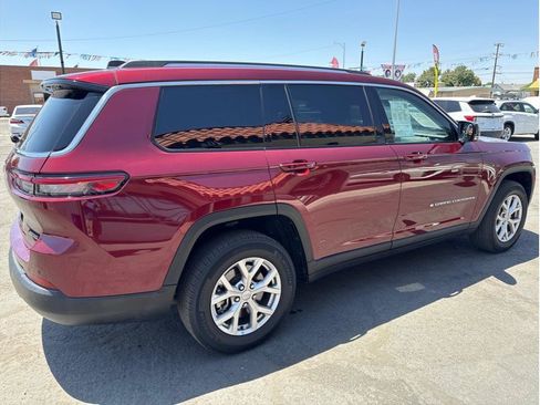 Used 2021 Jeep Grand Cherokee L Limited AWD/4WD image 4