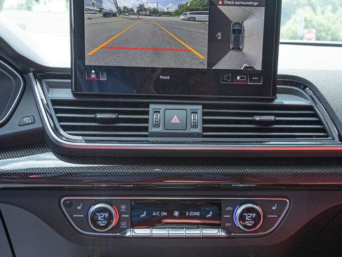 Used 2023 Audi SQ5 Premium Plus w/ Premium Plus Package AWD/4WD image 21