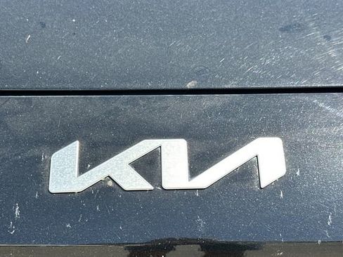 Used 2024 Kia Forte GT-Line w/ GT-Line Premium Package FWD image 8