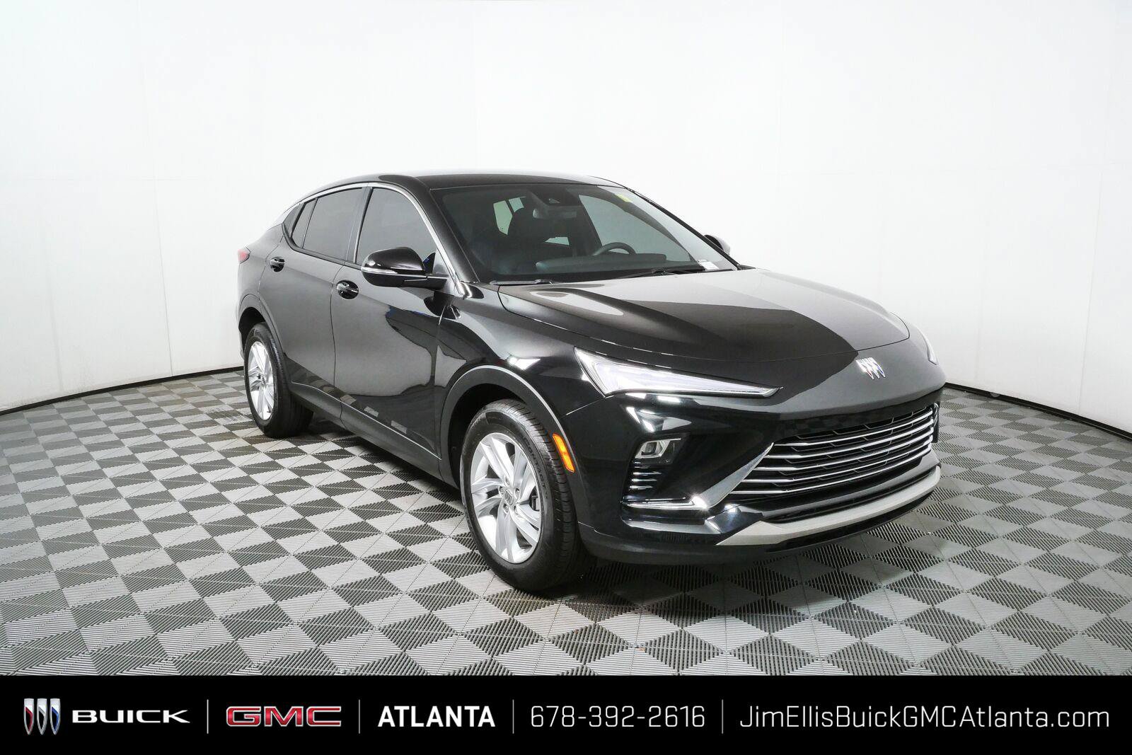 Used 2025 Buick Envista Preferred FWD image 1