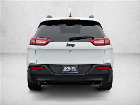 Used 2017 Jeep Cherokee High Altitude w/ Luxury Group image 6