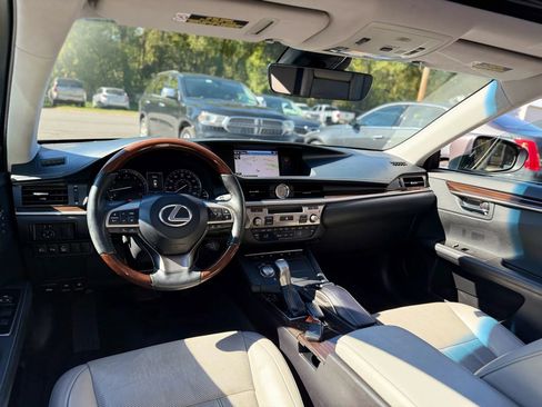 Used 2016 Lexus ES 350 ES 350 Sedan 4D image 53