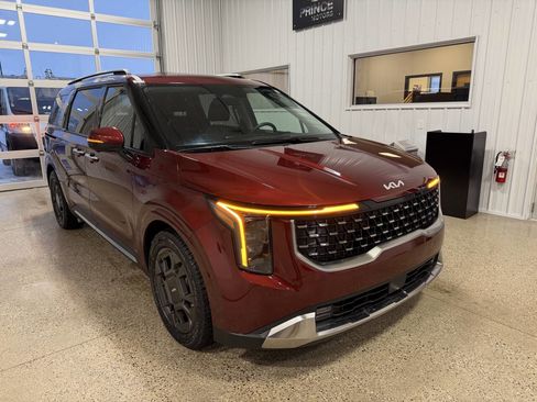 Used 2025 Kia Carnival SX image 9