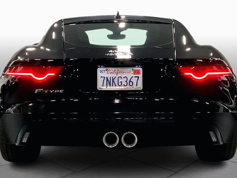 Used 2016 Jaguar F-TYPE Coupe image 4