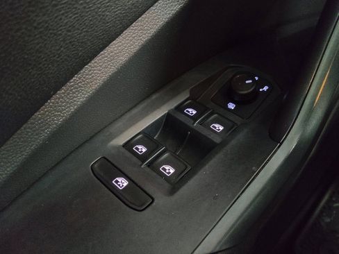 Used 2019 Volkswagen Jetta SEL FWD image 27
