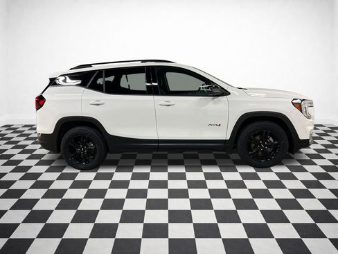 Certified 2022 GMC Terrain AT4 w/ Infotainment Package II AWD/4WD image 12