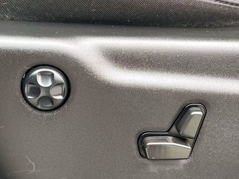 Used 2022 Dodge Durango GT image 18