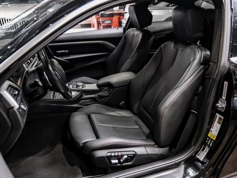 Used 2019 BMW 430i xDrive Coupe w/ Convenience Package AWD/4WD image 30