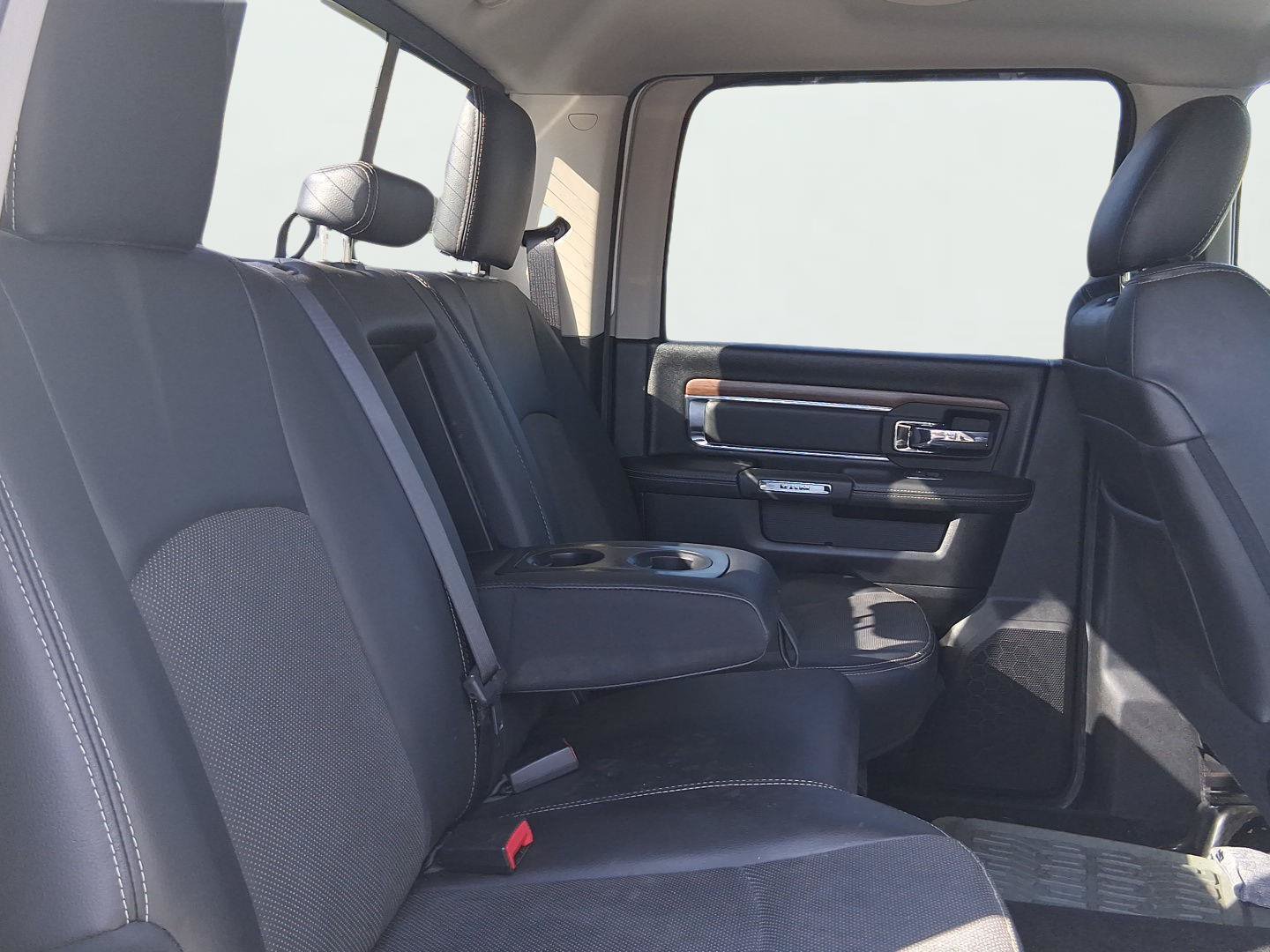 Used 2017 RAM 2500 Laramie AWD/4WD image 9