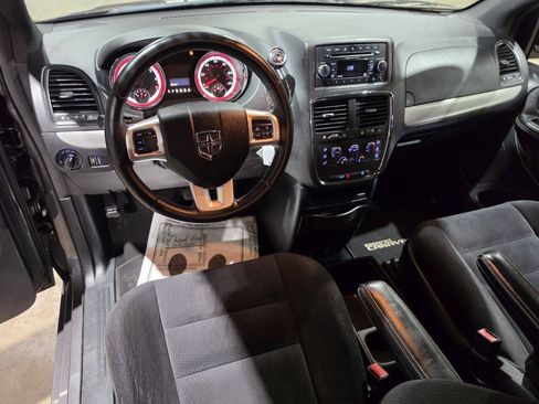 Used 2015 Dodge Grand Caravan SE w/ Quick Order Package 29E SE FWD image 26