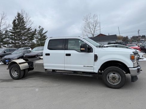 Used 2022 Ford F350 XLT AWD/4WD image 4