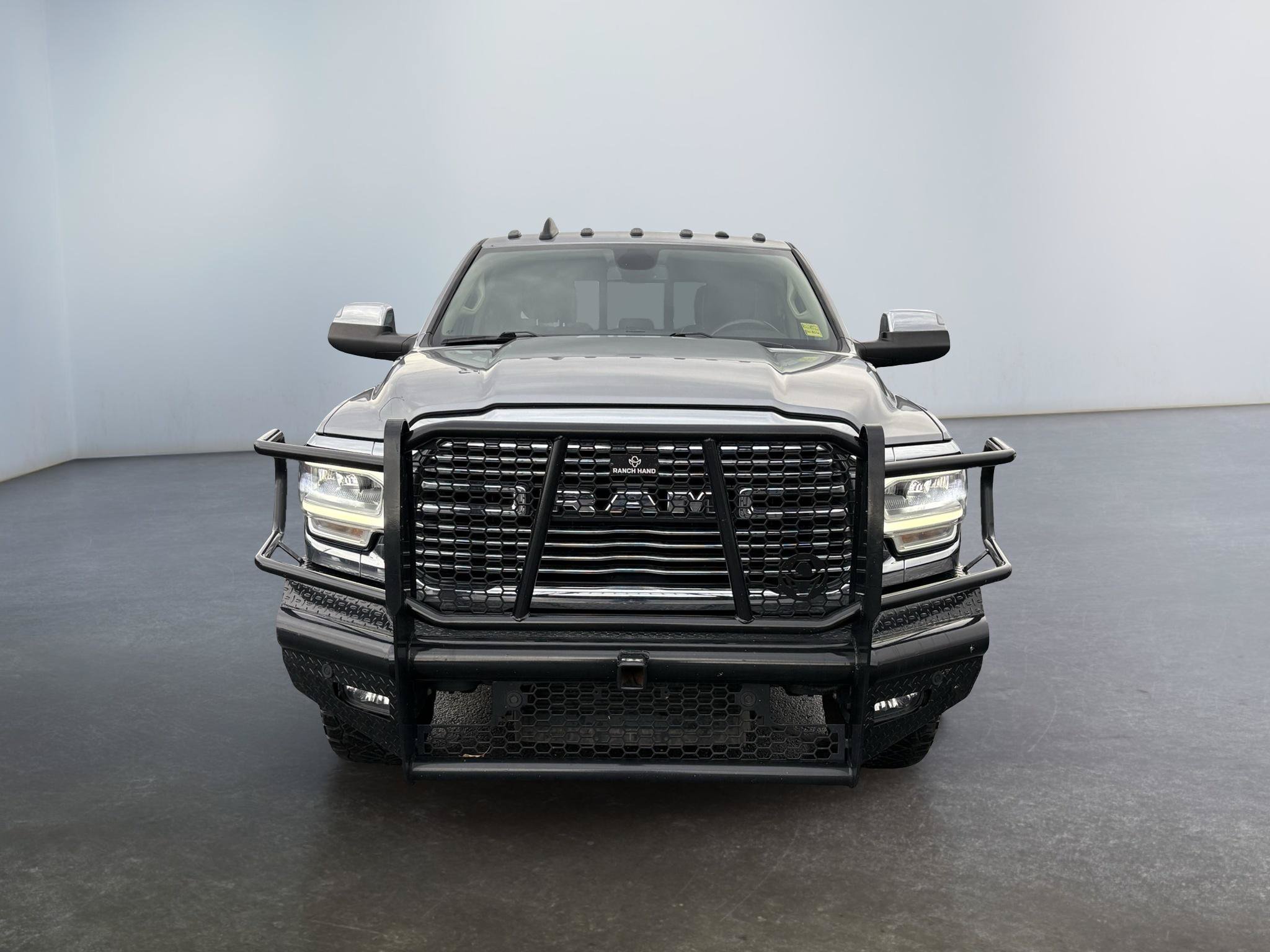 Used 2022 RAM 3500 Laramie AWD/4WD image 8