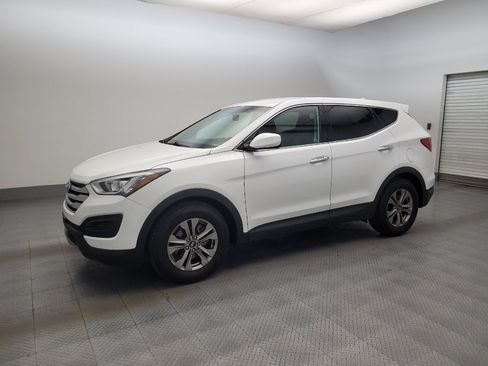Used 2015 Hyundai Santa Fe Sport FWD image 2