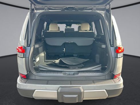 Used 2026 Lexus GX 550 AWD/4WD image 19