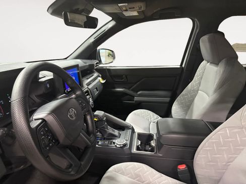 New 2026 Toyota Tacoma SR5 AWD/4WD image 9