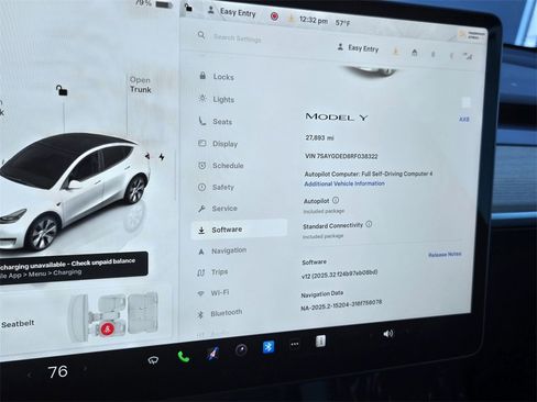 Used 2024 Tesla Model Y 2WD image 19