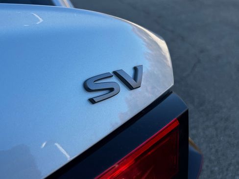 Used 2024 Nissan Altima 2.5 SV image 16