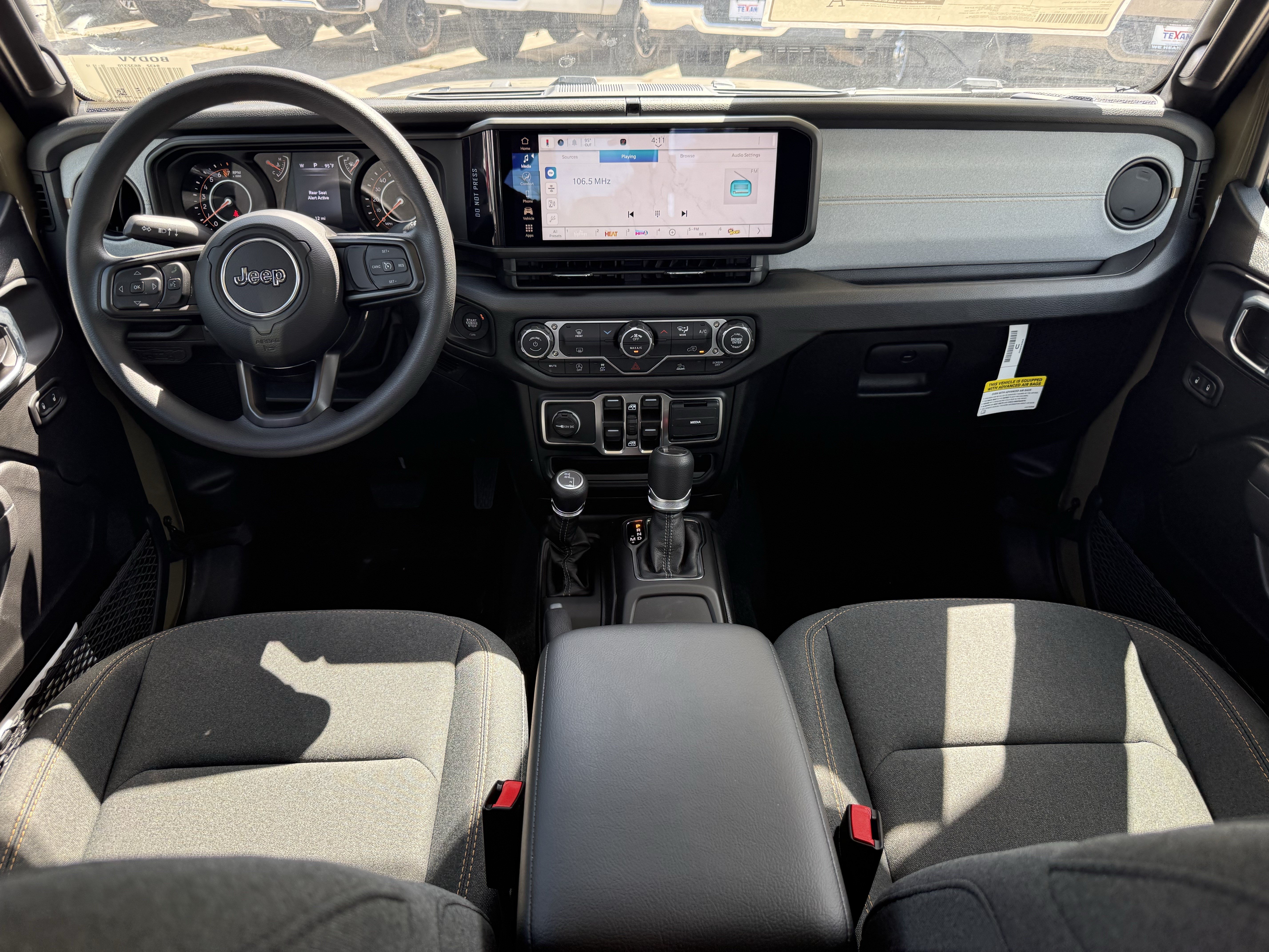 New 2026 Jeep Gladiator Sport AWD/4WD image 10