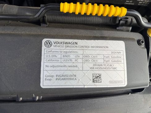 Used 2024 Volkswagen GTI SE image 32