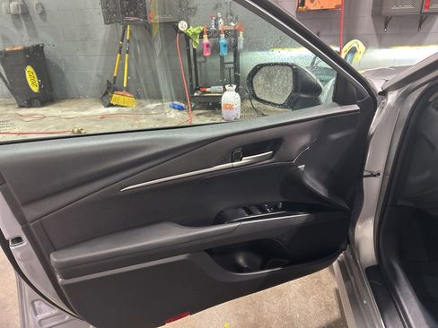 Used 2025 Toyota Camry LE image 10