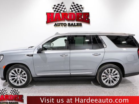 Used 2024 GMC Yukon Denali w/ Denali Reserve Package image 1