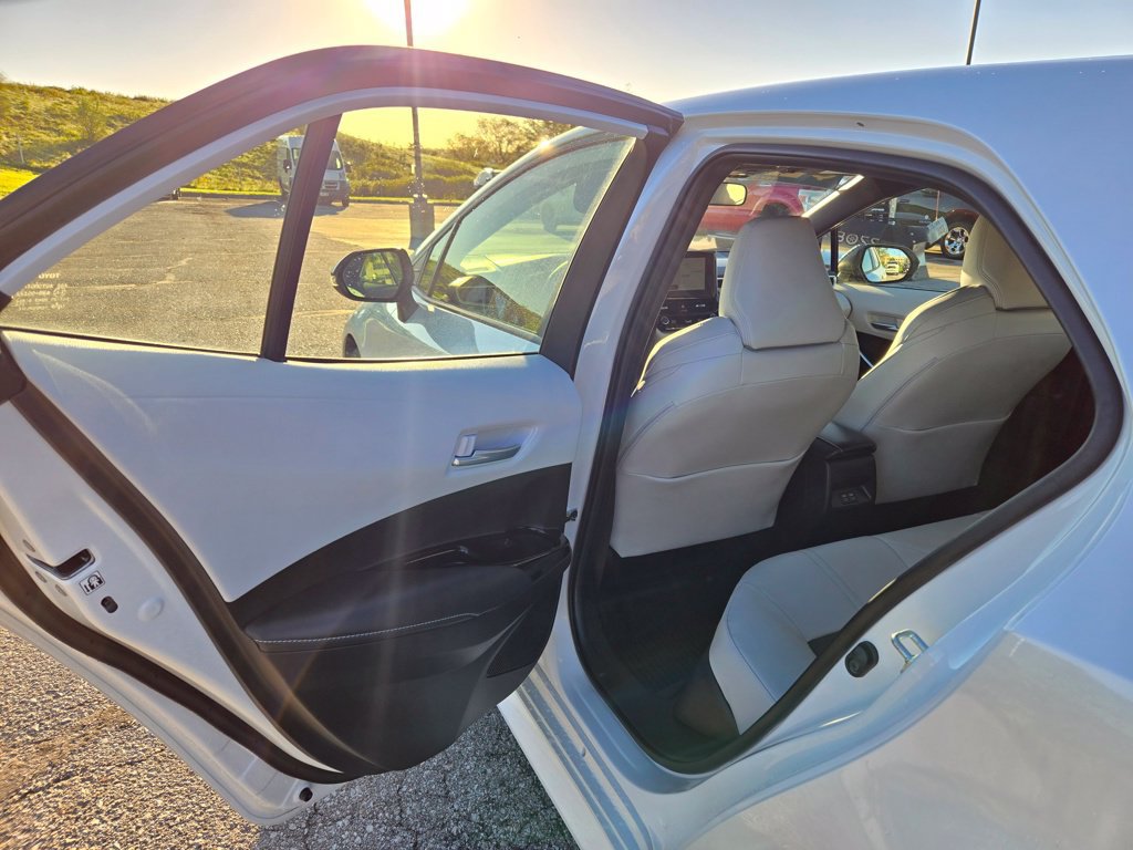 Used 2026 Toyota Corolla XSE FWD image 25