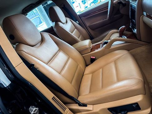 Used 2006 Porsche Cayenne S image 25